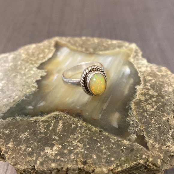 Genuine Ethiopian Opal Gemstone Ring, 925 Sterling Silver - Picture 7 of 16